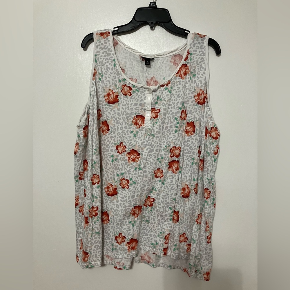 Torrid Women’s Tank Top Size 4